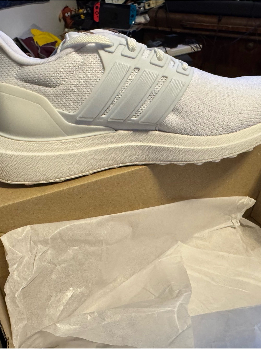 adidas Men's White Athletic Running Shoes 8